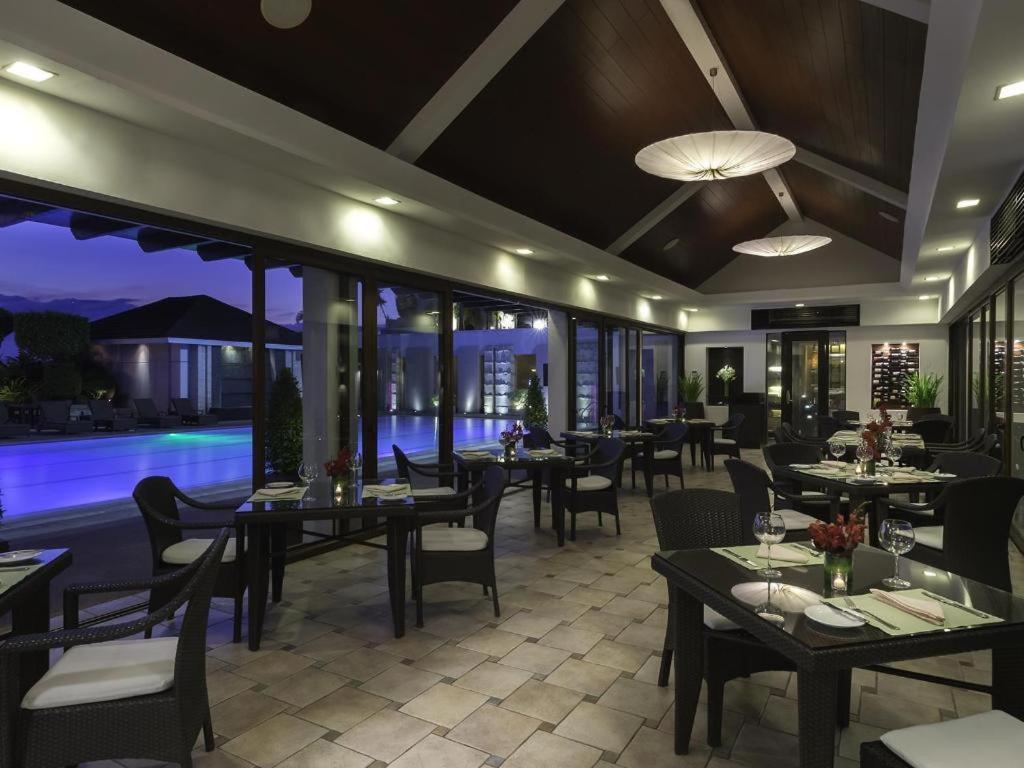 Marco Polo Davao Ξενοδοχείο Εξωτερικό φωτογραφία The restaurant