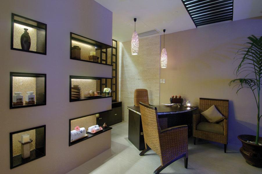 Marco Polo Davao Ξενοδοχείο Εξωτερικό φωτογραφία The reception area at the spa